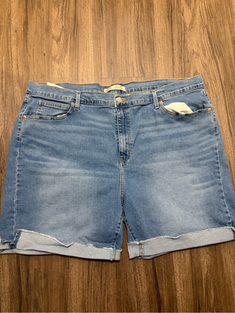 Levi’s Plus Size Bermudas